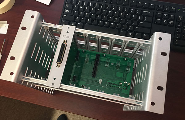 Modular DAQ card rack